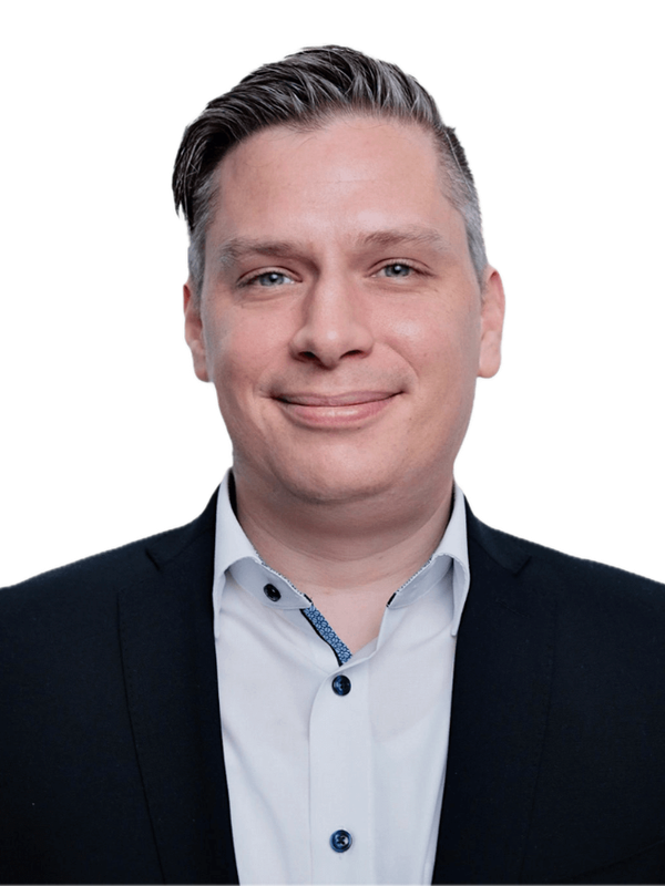 Jens Steinheil, Finanzierungsexperte
